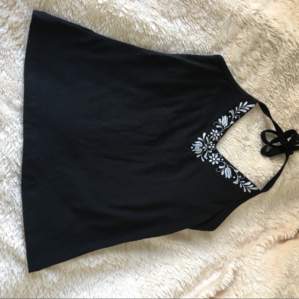 NWT! Loft black halter top, tie neck Size Small